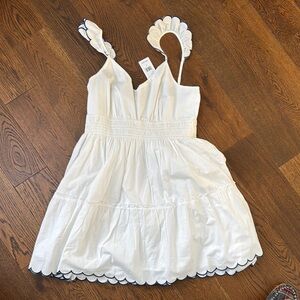 Vineyard vines, smocked waist, scallop dress